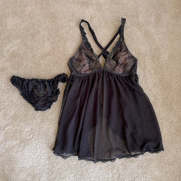 VS Black Lace Bow Babydoll Lingerie with matching panty - Picture 1 of 8